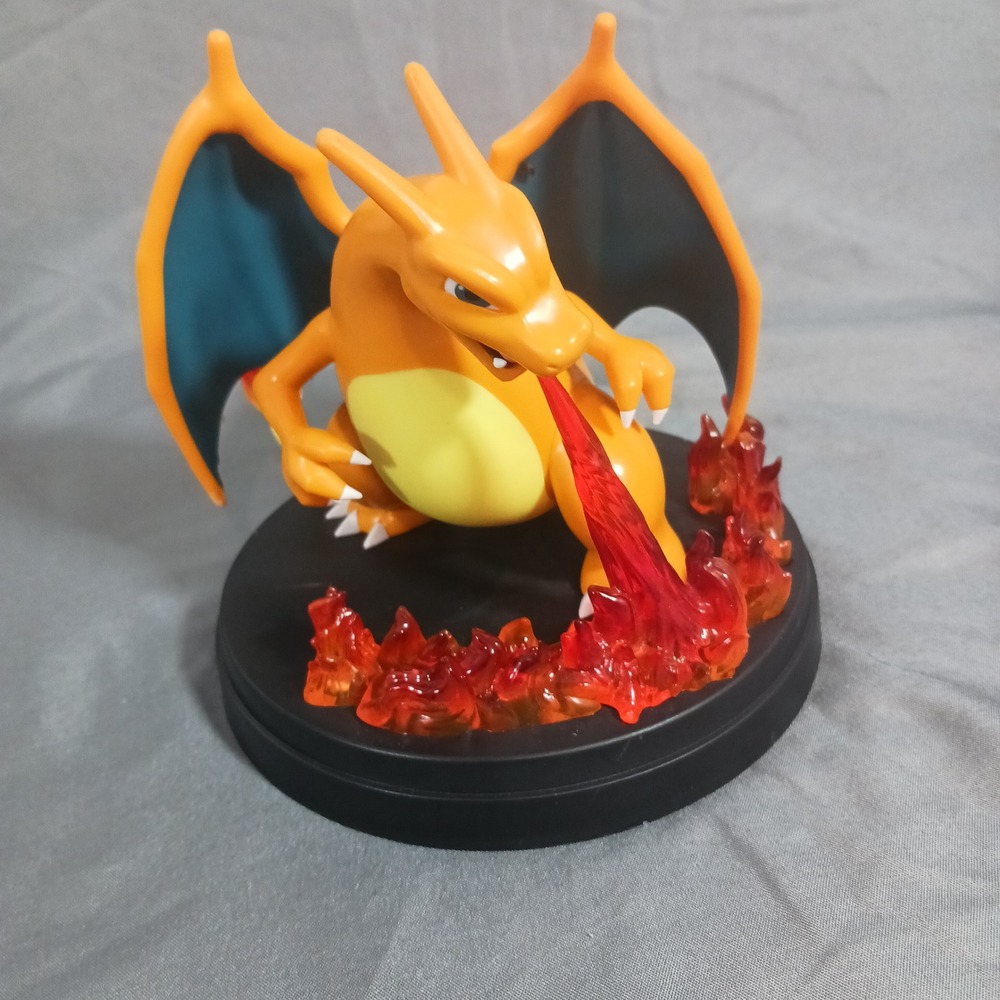 Pokemon Center Charizard Figure Orange Good Flamethrower Effect Base
